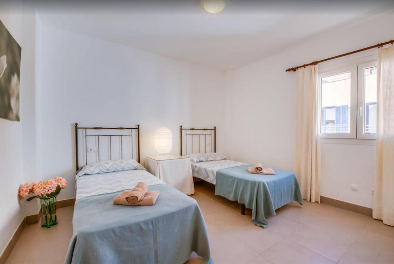 Es Port Penthouse Apartment ซานตานยี ภายนอก รูปภาพ
